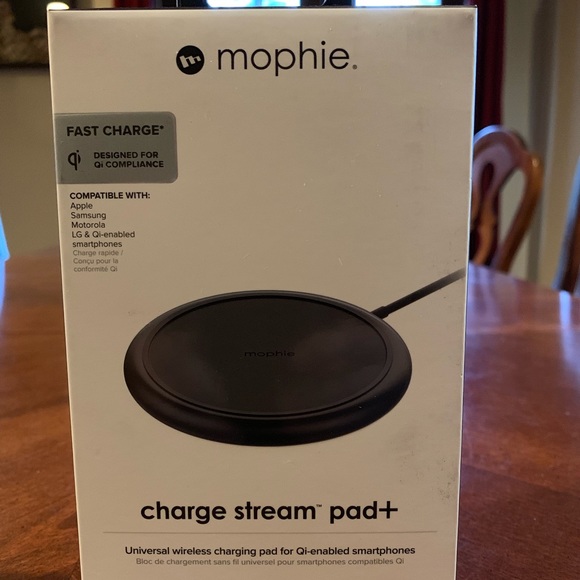 mophie Other - New in box Mophie fast charge pad